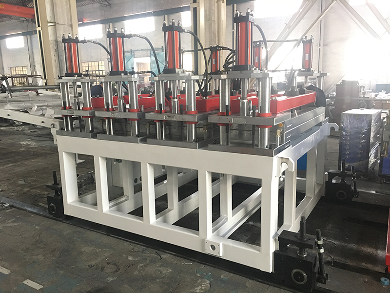 PVC Foaming Board Extrusion Line (2)