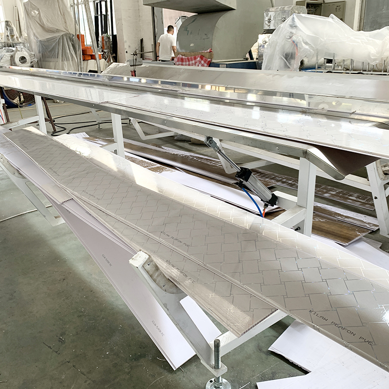 PVC ceiling and wall panel production line (1)